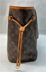 Louis Vuitton C39 Louis Vuitton Neverfull MM Monogram Canvas